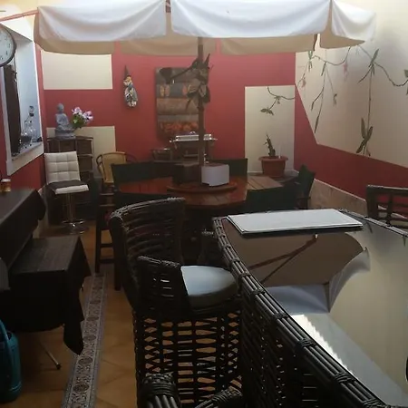 Couette-café Felix Casanova 3*